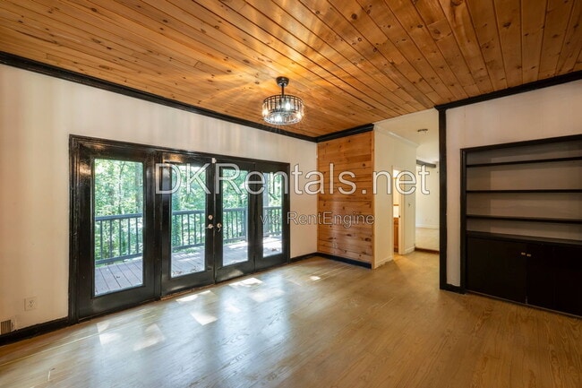 Building Photo - 2133 Cooper Way