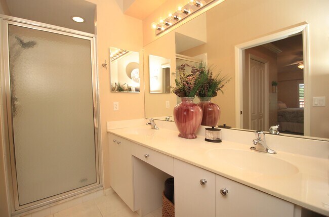 Building Photo - 2820 Cypress Trace Cir