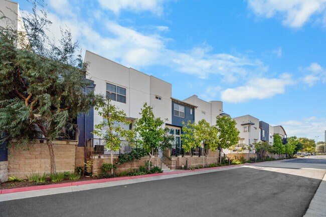 Building Photo - 5509 W 149th Pl