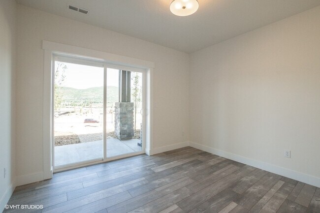 Building Photo - 3240 Quarry Springs Dr