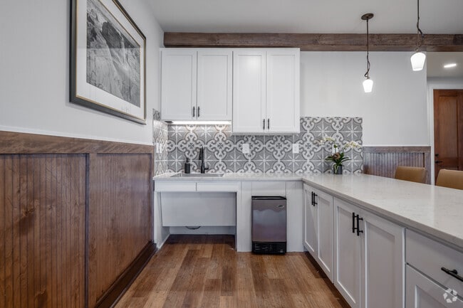 Interior Photo - Mariposa at Scott & White Blvd