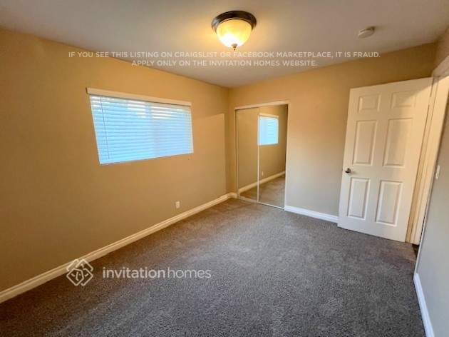 Building Photo - 1070 Country Club Ln