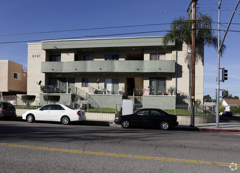Building Photo - 6561 Fulton Ave