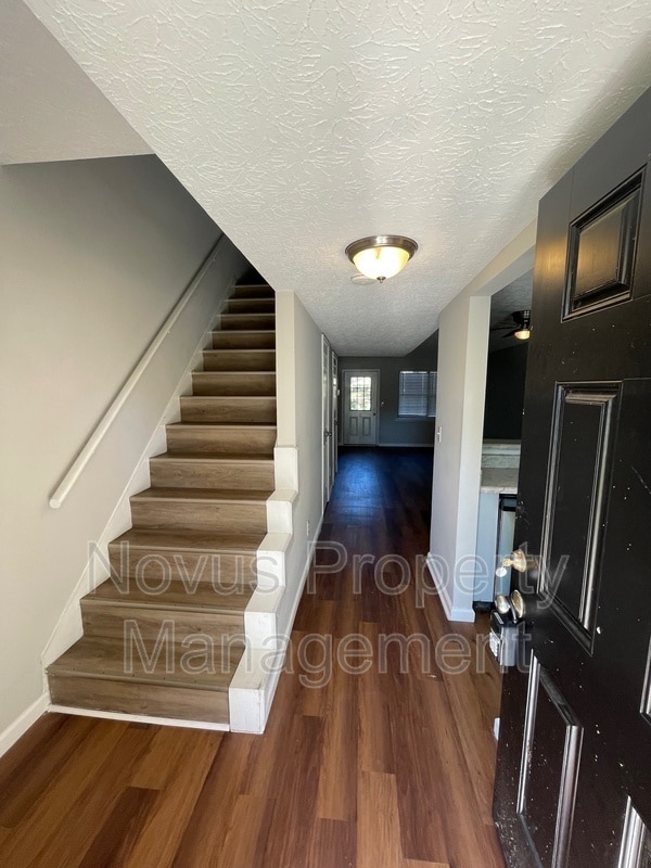 Building Photo - 711 South St