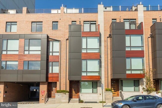 Building Photo - 138 S Front St