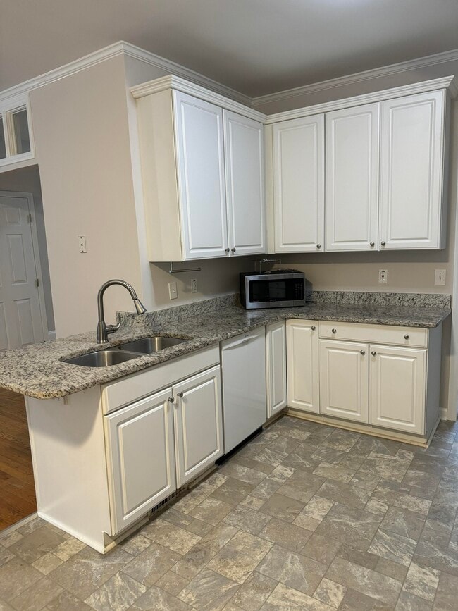 Building Photo - 8605 Tanzanite Ct