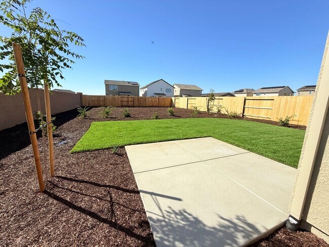 Building Photo - 10370 Bayson Wy