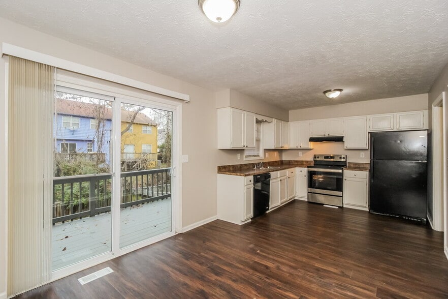 Building Photo - 796 Joseph Club Dr