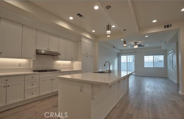 Building Photo - 22341 Normandie Ave