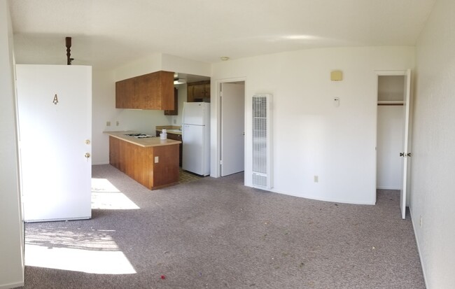 Building Photo - 1 bed 1 bath single level Condo in Los Osos!