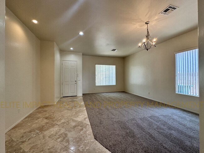 Building Photo - 6166 N Placita San Agustin