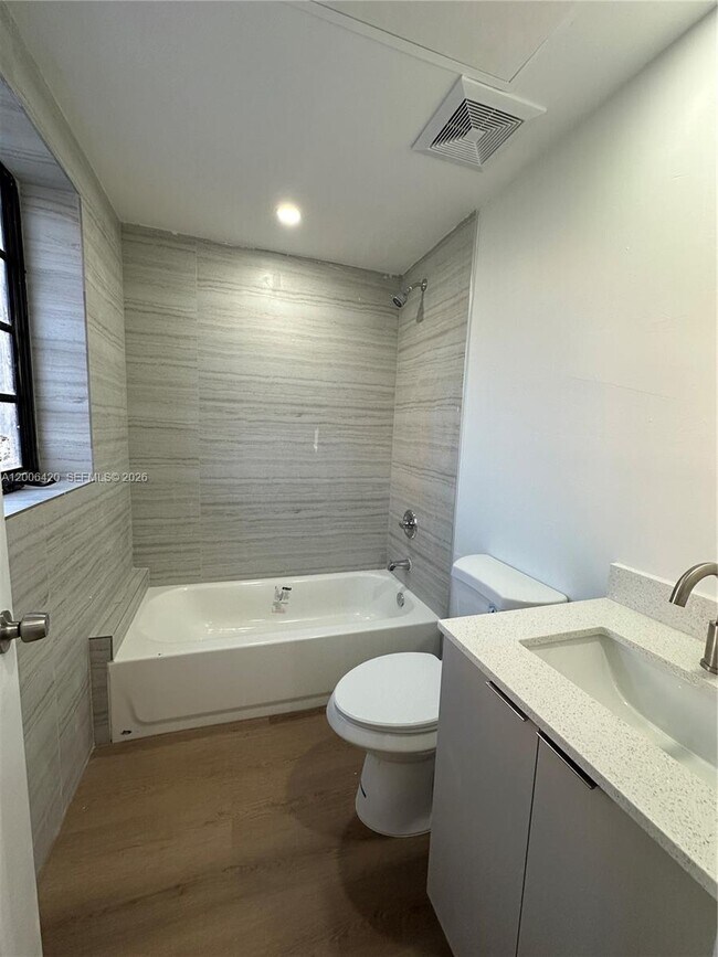 Building Photo - 1619 Jefferson Ave