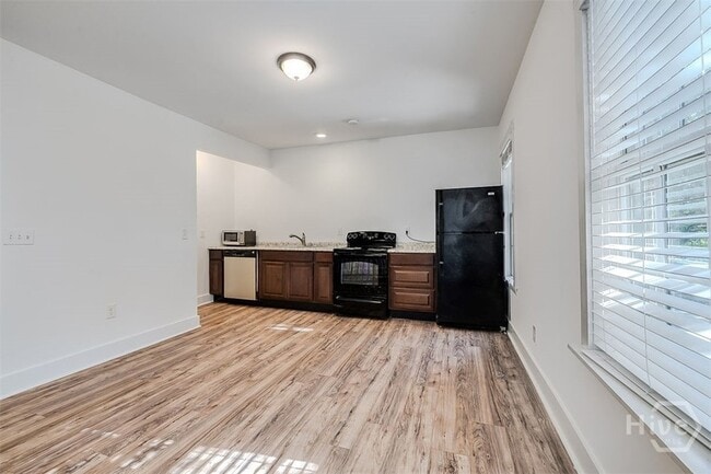 Building Photo - 508 E Liberty