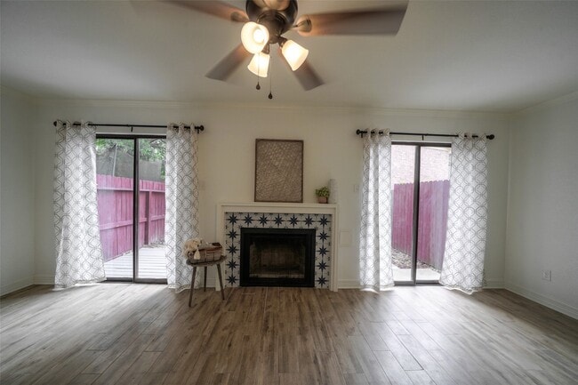 Building Photo - 2807 Elm Grove Ct