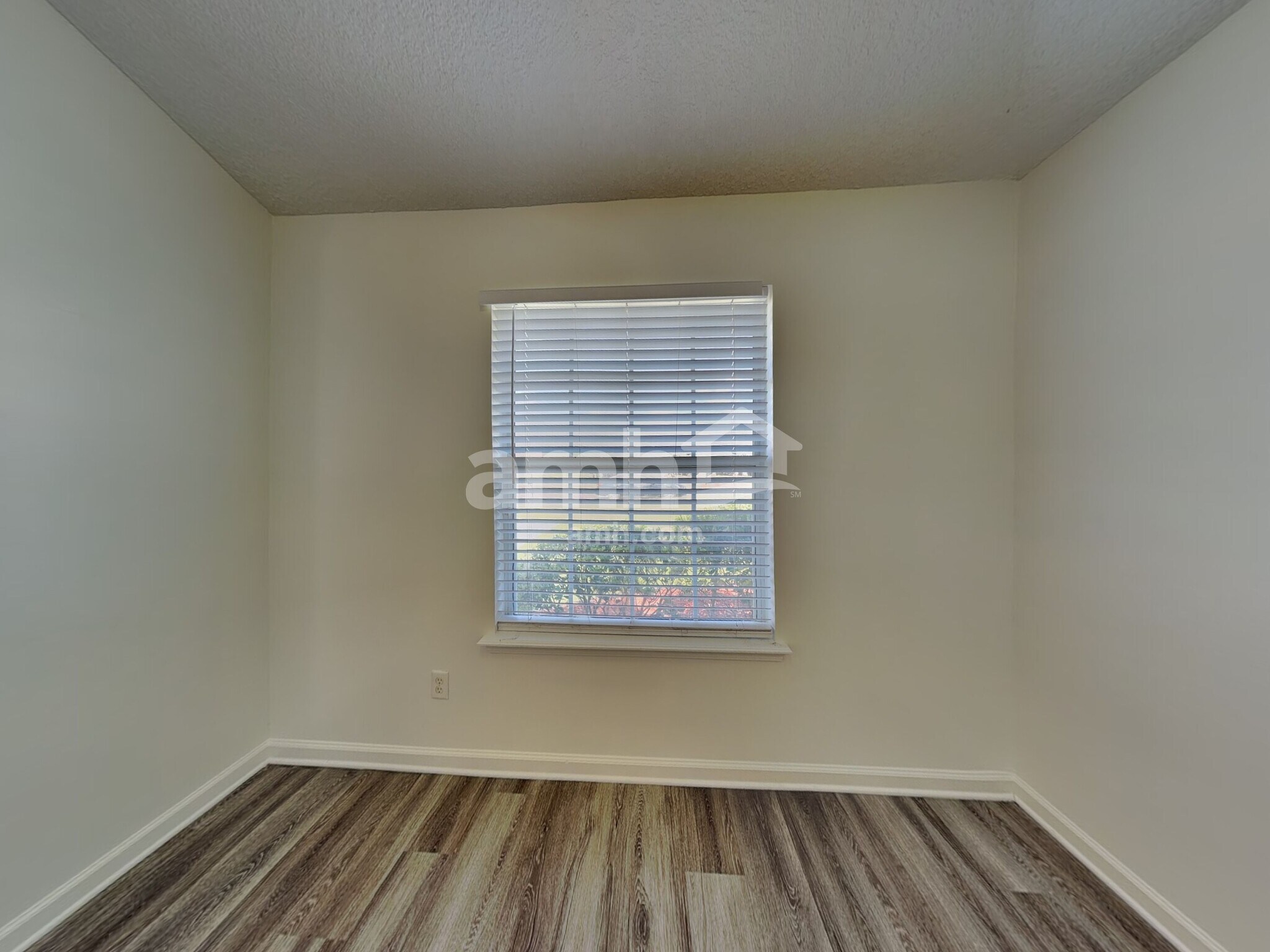 Building Photo - 3748 Juliet Leia Cir S