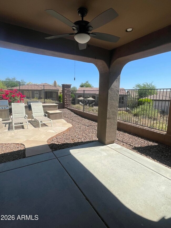 Building Photo - 41831 N Mill Creek Way