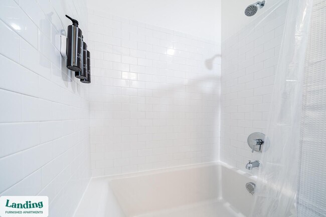 Building Photo - 2050 Griffon Rd