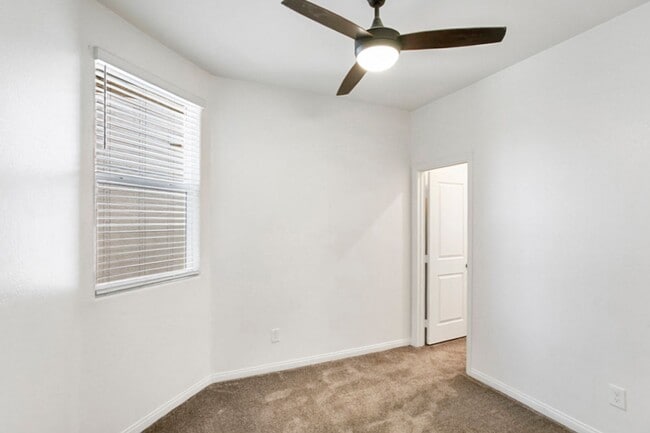 Building Photo - Beautiful 3 Bedroom Single Story West Vegas Home