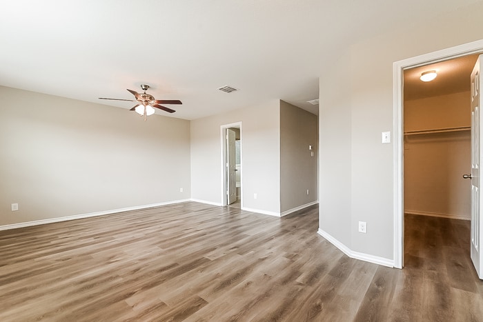 Building Photo - 1510 Kensington Pl