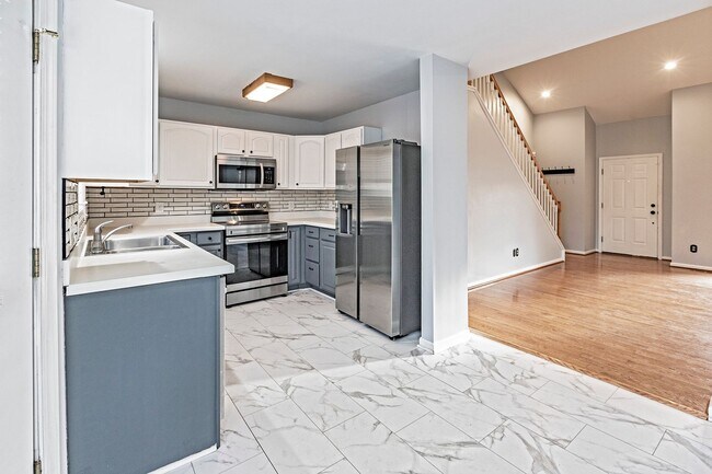 Building Photo - North Wilmington, Gwinhurst, 3 bedrooms, 2...