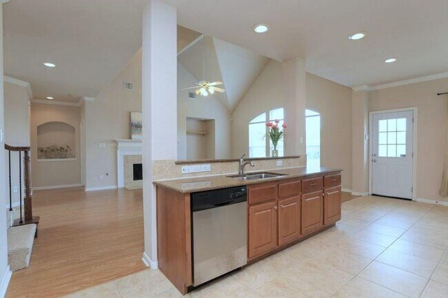 Building Photo - 26215 Park Ivy Ln