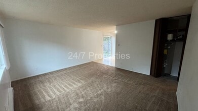 Building Photo - 351 NE 78th Ave