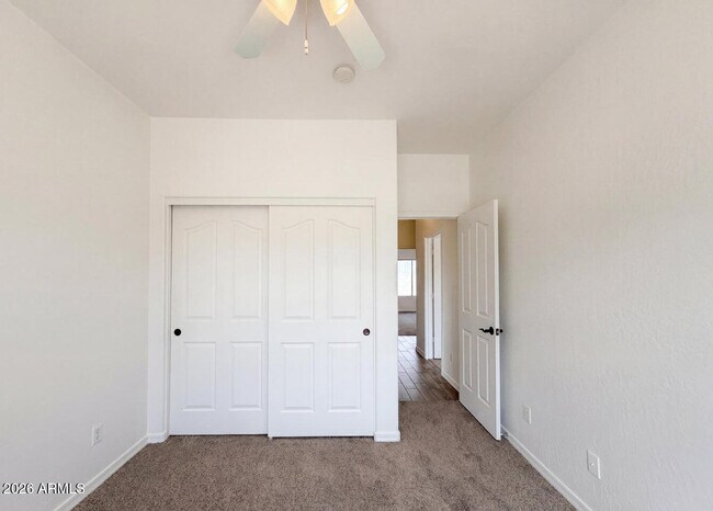 Building Photo - 606 W Beautiful Ln