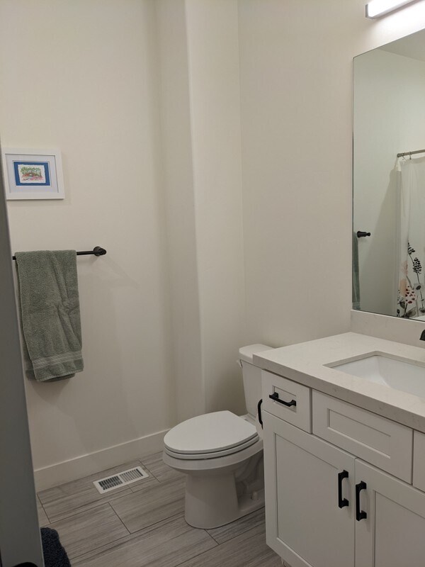 Building Photo - 3360 S Amara Pl