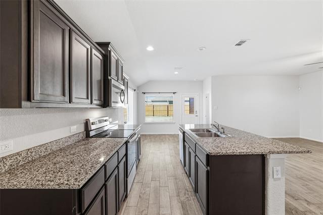 Building Photo - 9224 Herringbone Dr