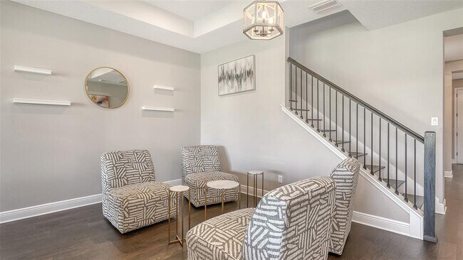 Building Photo - 16905 Sweetwater Village Dr