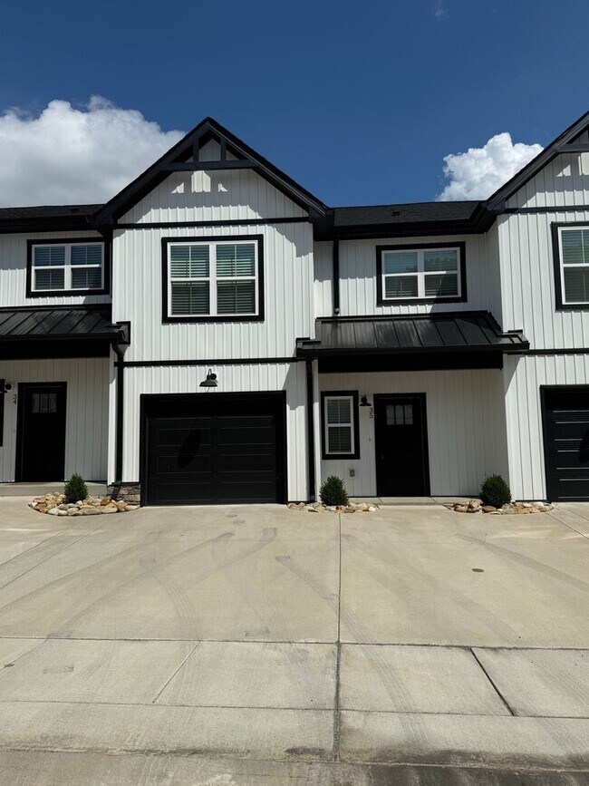 Building Photo - Welcome to your new home!