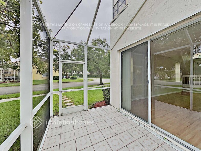 Building Photo - 15901 NW 5th St