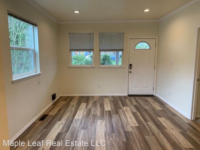 Building Photo - 2 br, 1 bath House - 4224 42nd Ave S