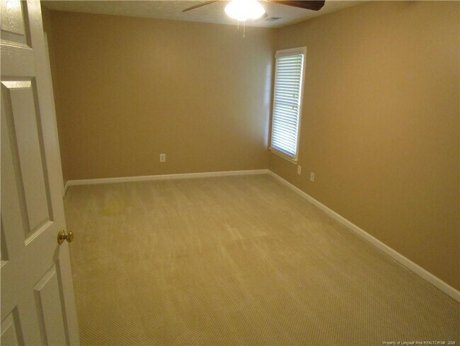 Building Photo - 7256 Goldsboro Rd