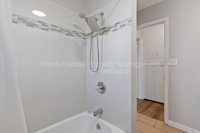 Building Photo - 2324 S 900 E