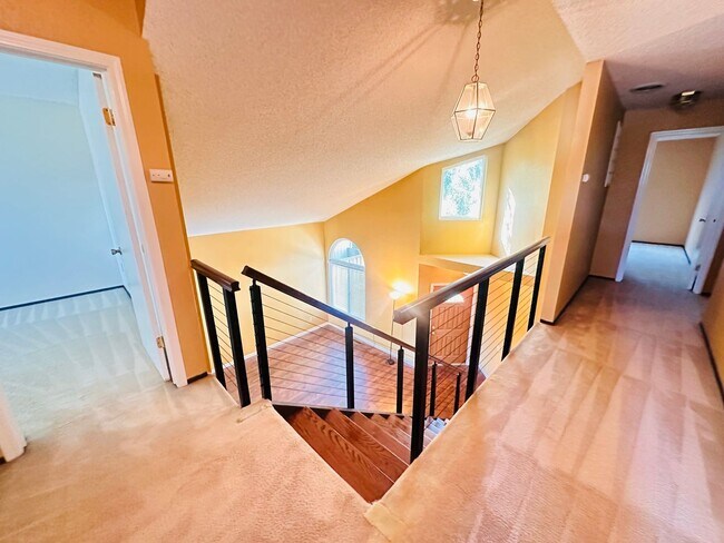 Building Photo - Better Invested Presents charming 4BR, 2.5...