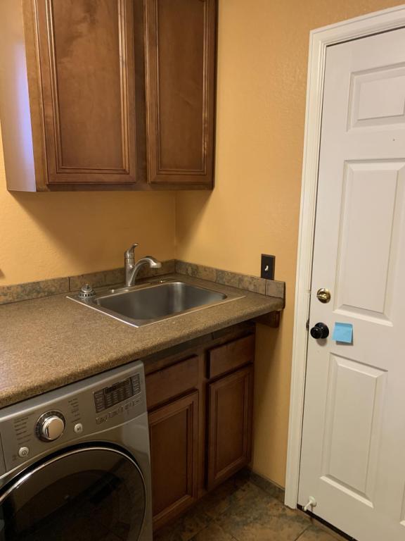 Building Photo - 20313 Vista Cir