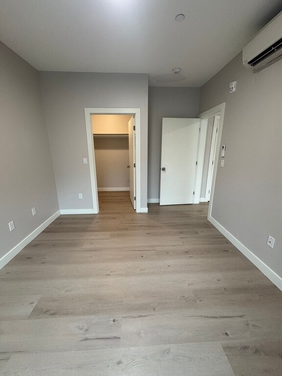 Building Photo - 400 W Broadway