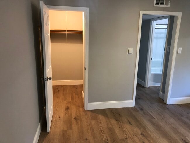 Living Room - 3314 Treehaven Dr