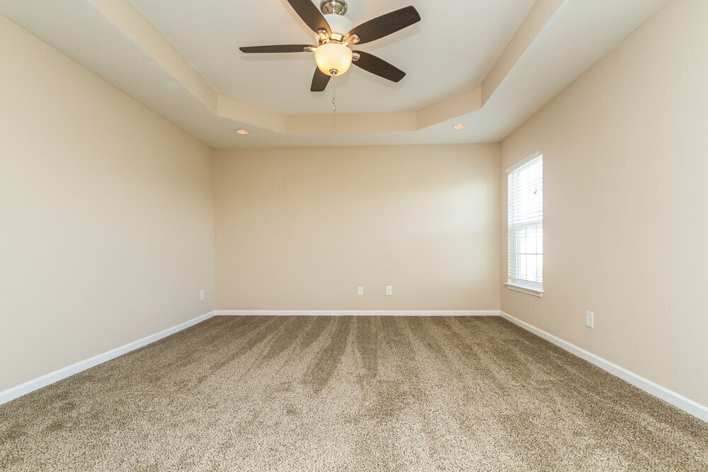 Building Photo - 310 Sarava Ln