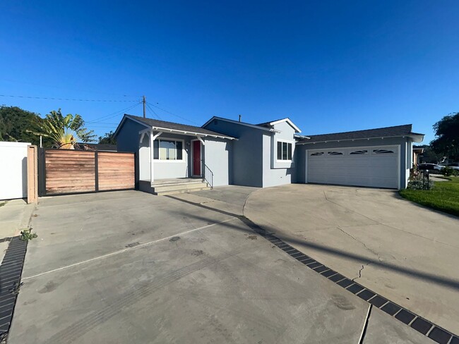 Building Photo - Newly Renovated 3 bed/1 bath House for Rent