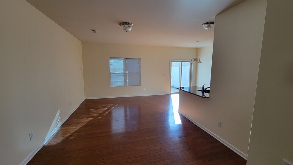 Building Photo - 6824 Creft Circle