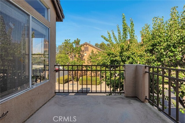 Building Photo - 922 S Country Glen Way