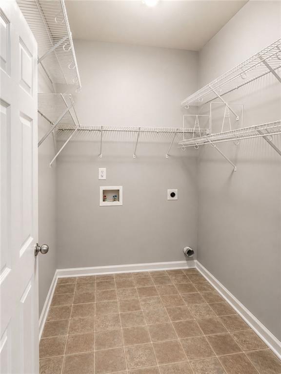 Building Photo - 2268 White Alder Dr NE