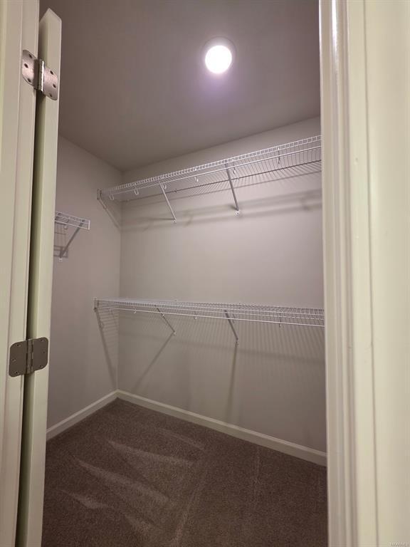 Building Photo - 745 Park Ln