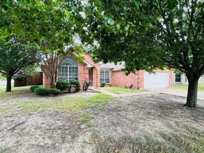 Building Photo - Beautiful Corner Lot in Rowlett!!!!!! 3 Be...