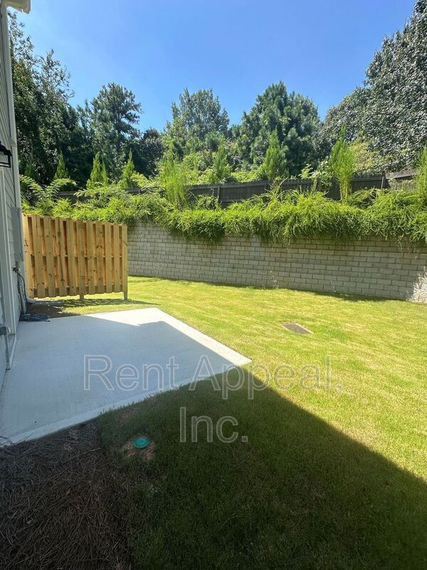 Building Photo - 383 Lanier Cir