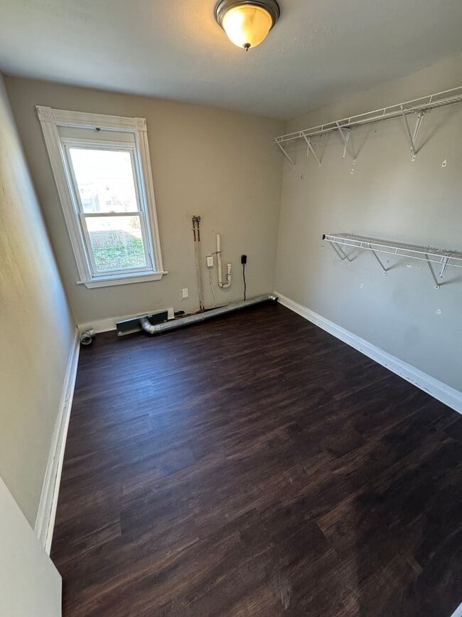 Building Photo - 3 Bedroom 1.5 Bath in Natrona Heights!