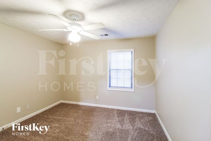 Building Photo - 1394 Cone Cir