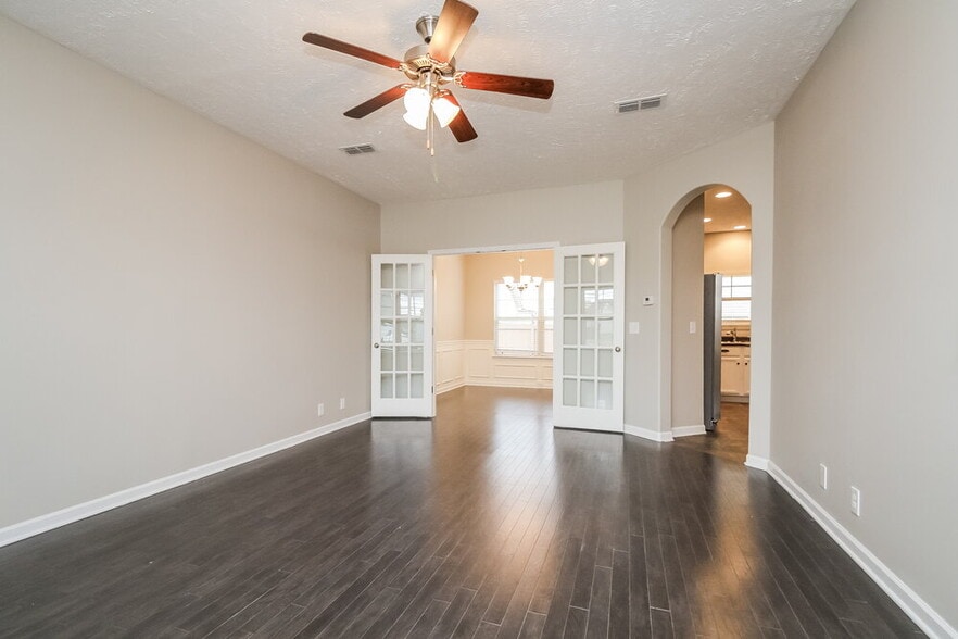 Building Photo - 1728 Bellamy Ln